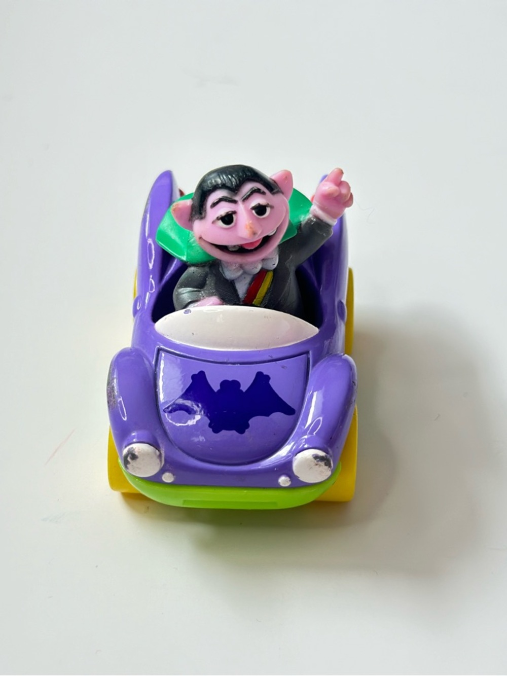 Vintage 1997 Tyco Sesame Street The Count Mobile Diecast Car